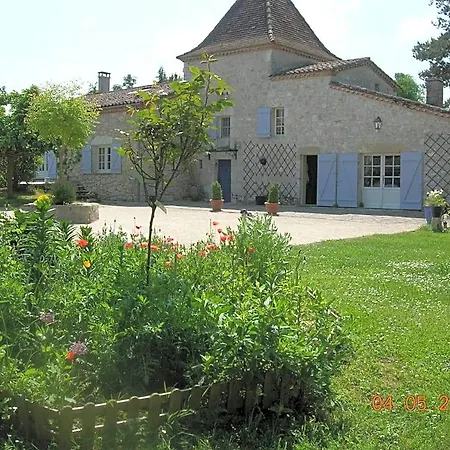 Le Colombier Couette-café 4*